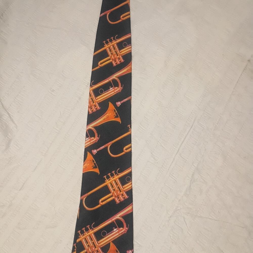 Vintage Men’s Ralph Marlin Necktie with Trumpet Design